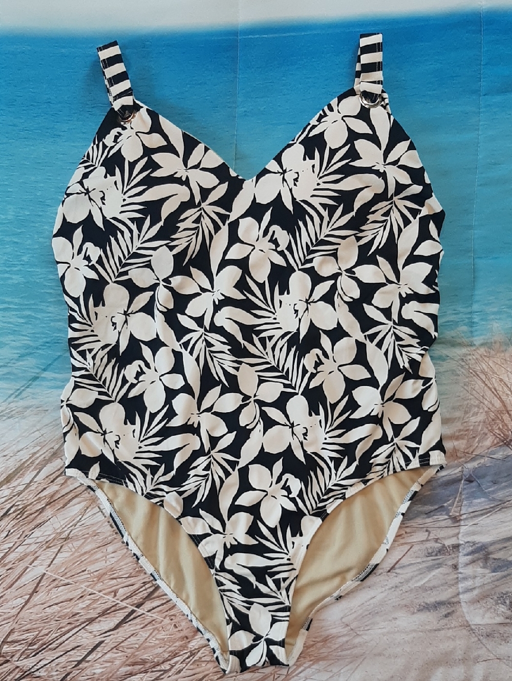 Swimsuits For All Size 20 One-Piece Swimsuit Back Cross Straps Beach Swim Wear